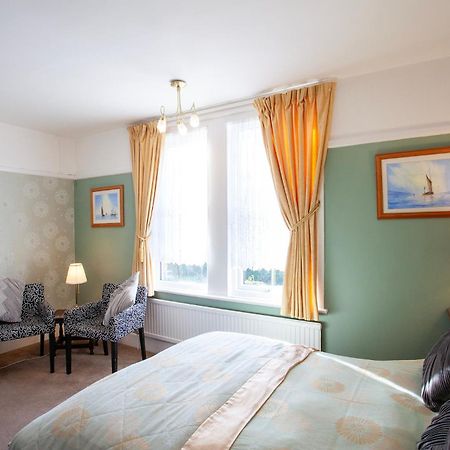 Amberlea Guest House Суонидж Экстерьер фото
