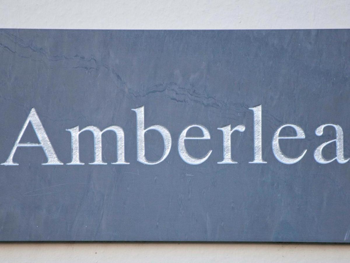 Amberlea Guest House Суонидж Экстерьер фото