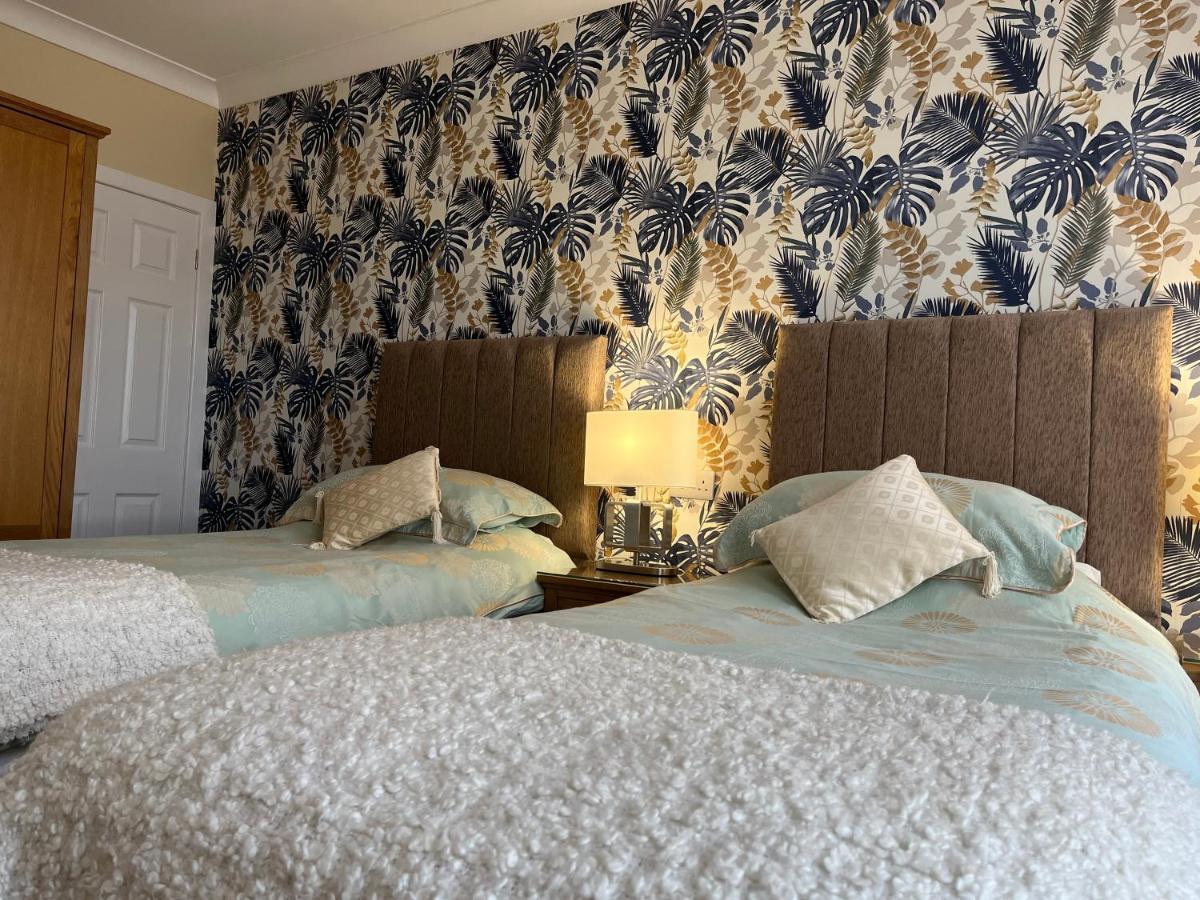 Amberlea Guest House Суонидж Экстерьер фото