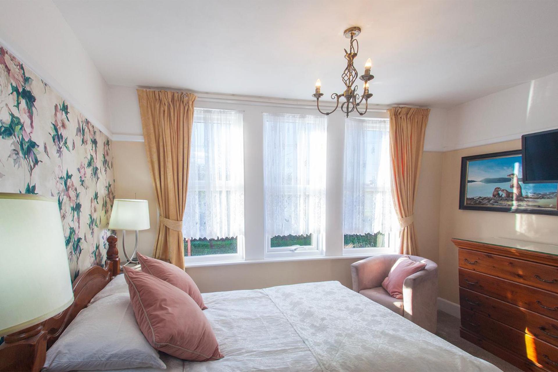 Amberlea Guest House Суонидж Экстерьер фото