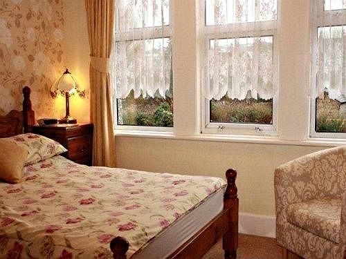 Amberlea Guest House Суонидж Экстерьер фото