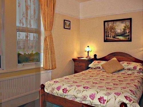 Amberlea Guest House Суонидж Экстерьер фото