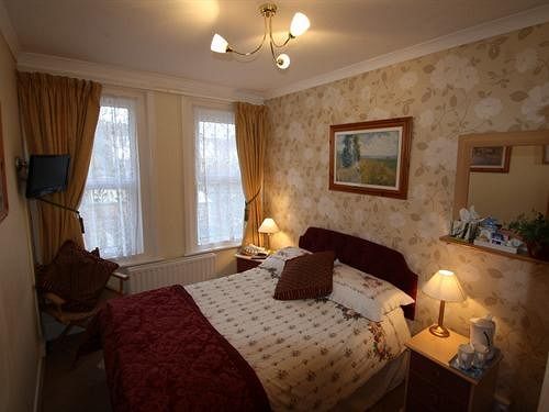 Amberlea Guest House Суонидж Экстерьер фото